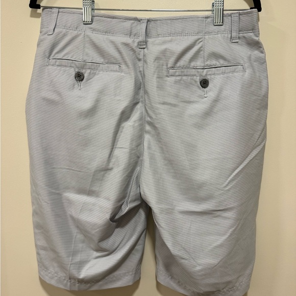 Pebble Beach Golf Shorts - Picture 2 of 4